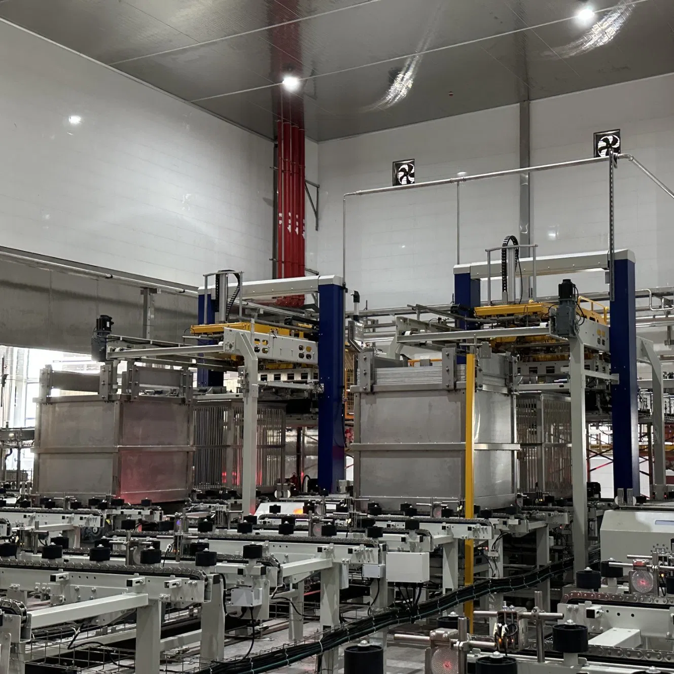 Sistema de Descarregamento Automático de Latas de Alimentos em Alta Velocidade
