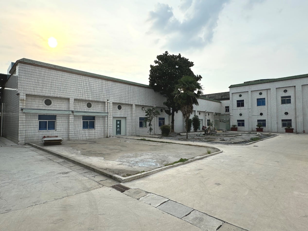 MDV Medical manufacturing facility interior and production line