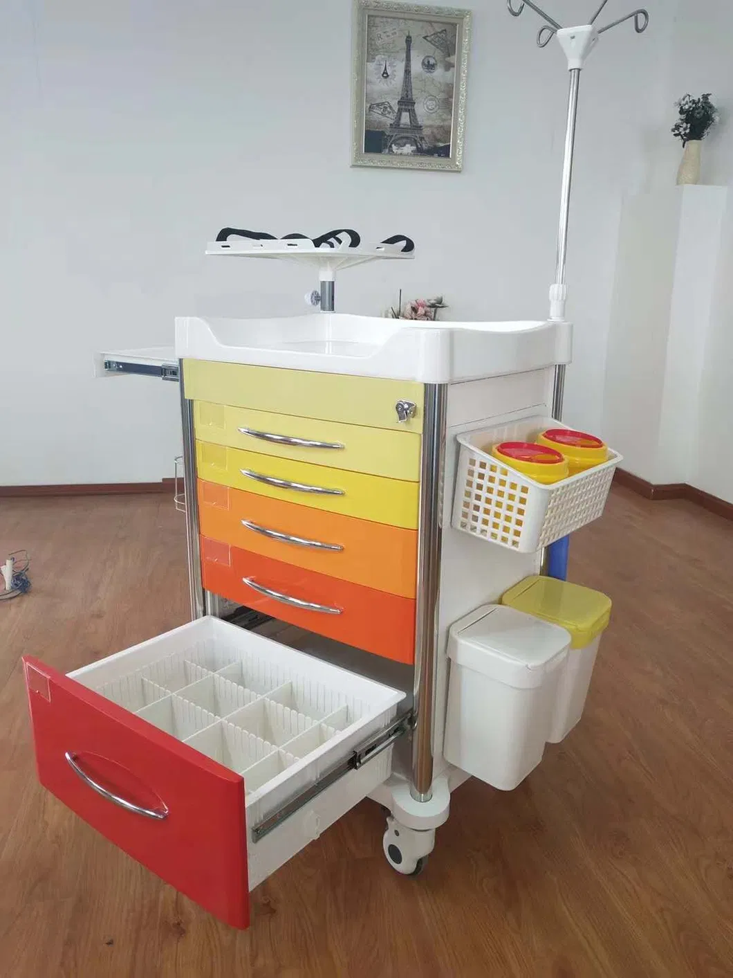 Medical Transfusion Trolley Detail 2