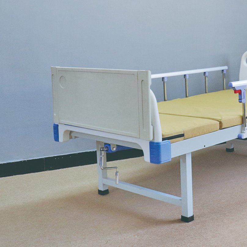 Cheap Prices One Manual Hospital Bed Metal Hospital Furniture