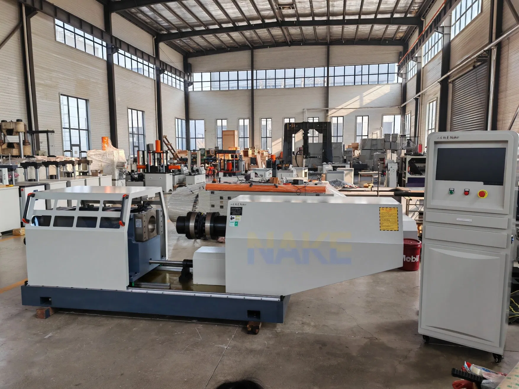 Construction Bolt Testing Device with Real-Time Force and Torque Output for Material Mechanical Research Lab