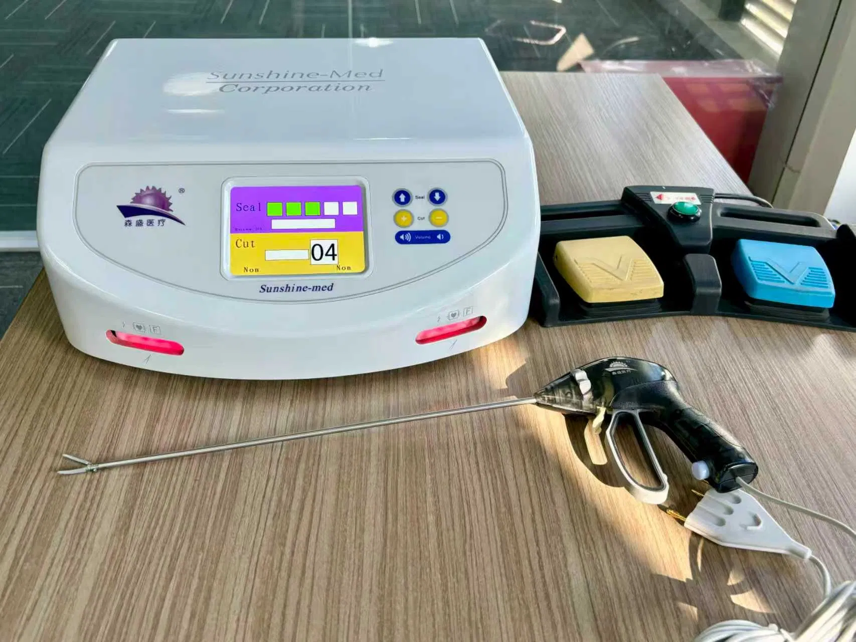 High Frequency Electrosurgical Generator Minimally Invasive Surgery Vessel Closure Device