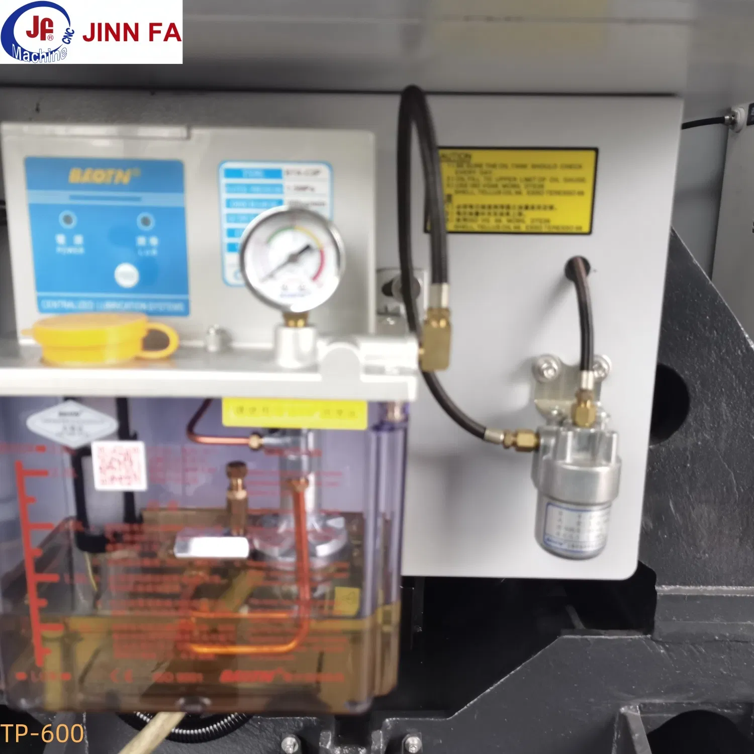 JINNFA TP-600 CHINA High Efficiency Customized Machining Center Vertical CNC Drilling and Tapping