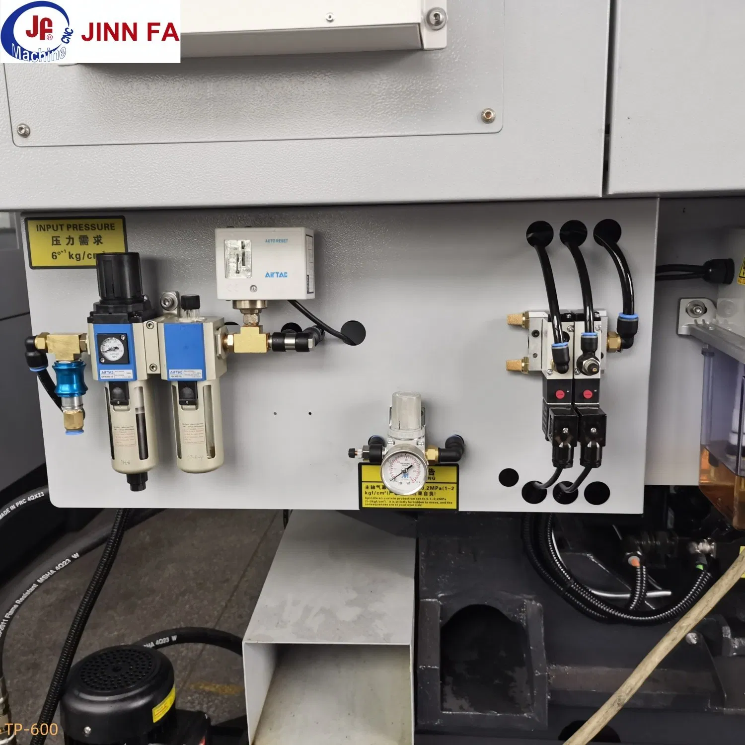 JINNFA TP-600 CHINA High Efficiency Customized Machining Center Vertical CNC Drilling and Tapping