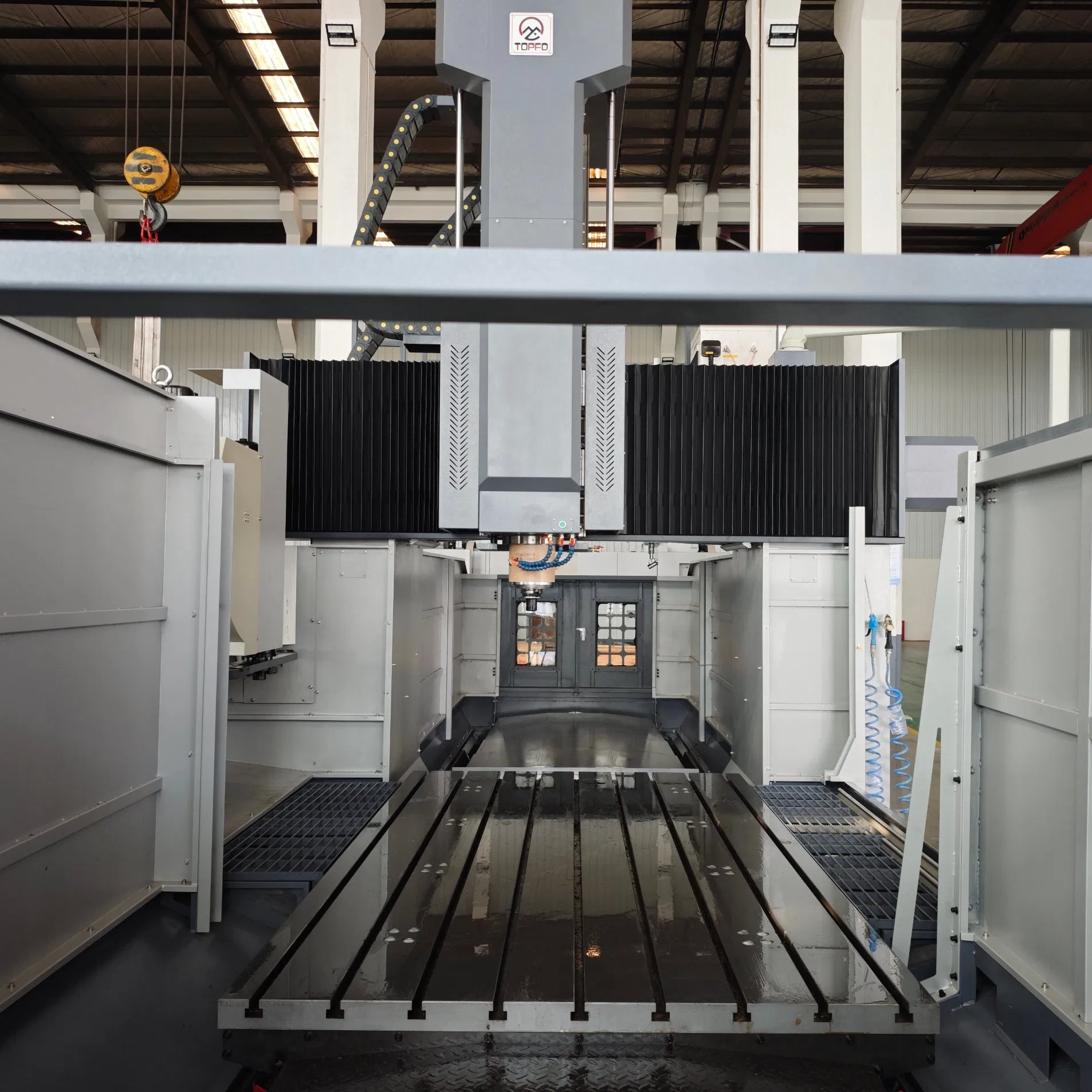 Fanuc Controller Auto 3 4 5 Axis CNC Gantry Ultra Precision Vertical Lathe Milling Turning Drilling Tapping Machining Center Vmc for Metal Processing