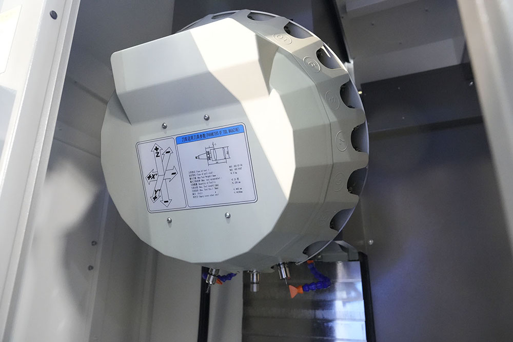 Small Vertical Machining Center Fresdaora CNC Drilling and Tapping Center