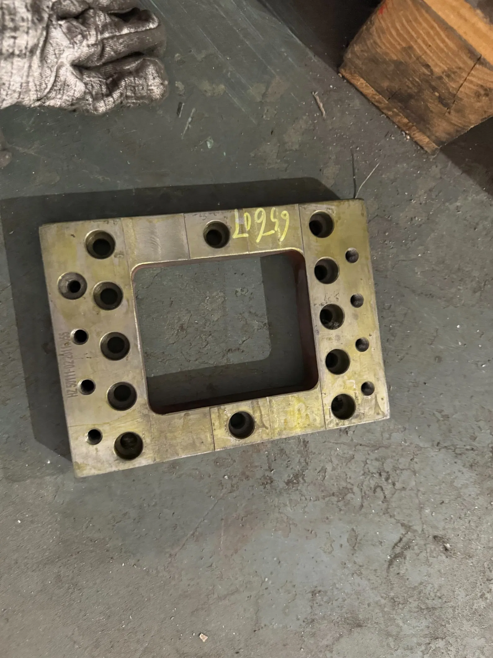 Custom Machining Service Subplate Custom CNC Milling