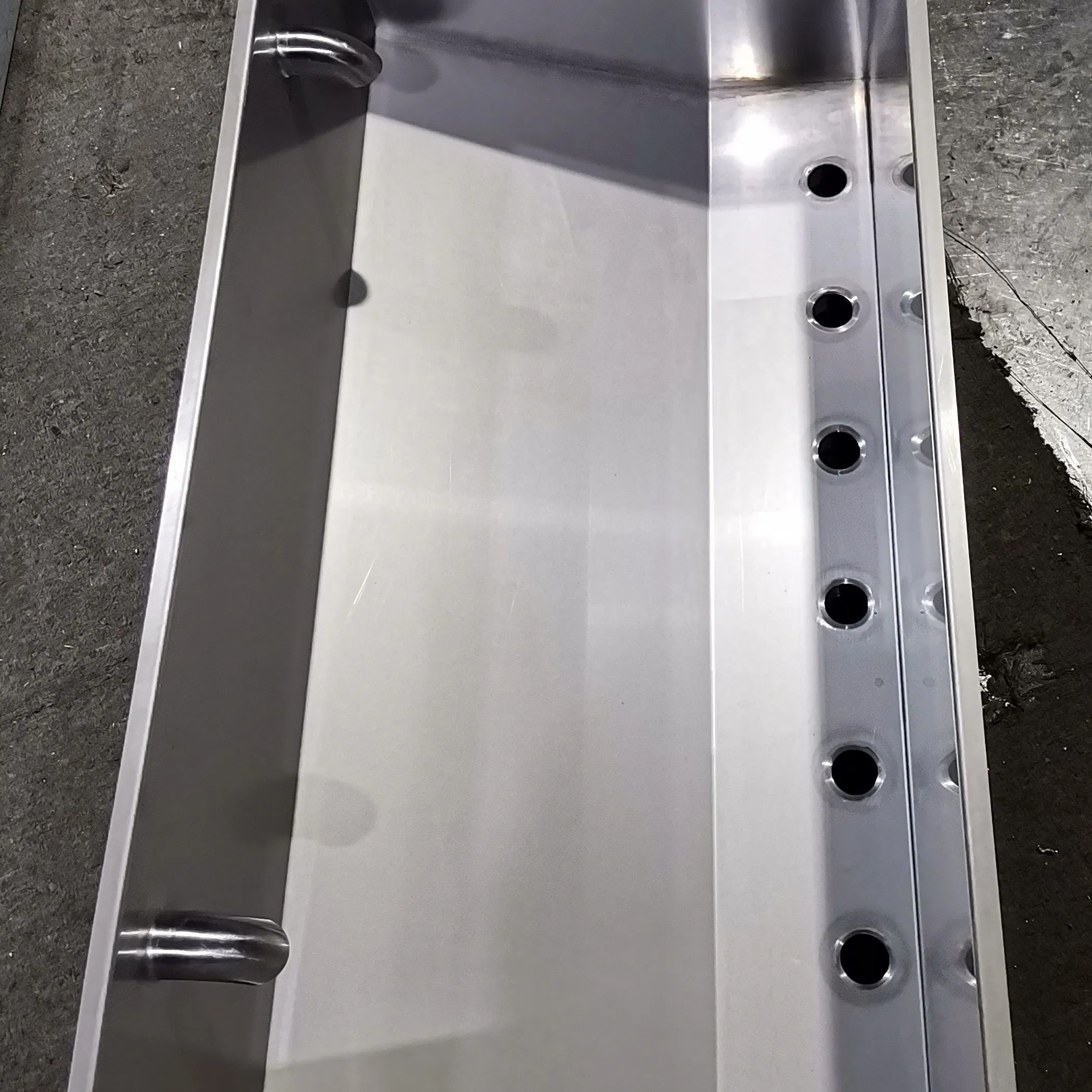 Industrial-Grade Stainless Steel Sheet Metal Fabrications - CNC Forming &amp; Welding Solutions