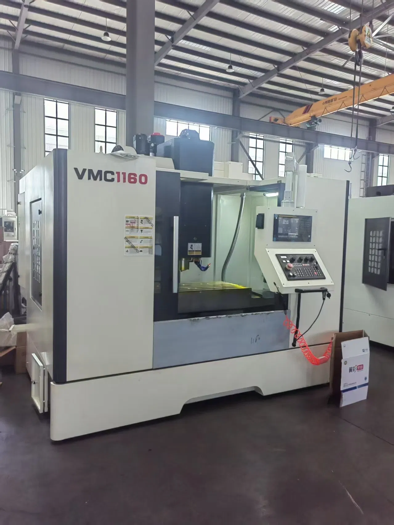 Rowdai Factory Price CNC Vertical Machining Center Vmc 1160 CNC Milling Machine