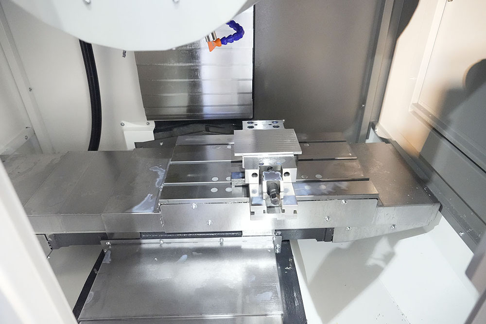 Small Vertical Machining Center Fresdaora CNC Drilling and Tapping Center