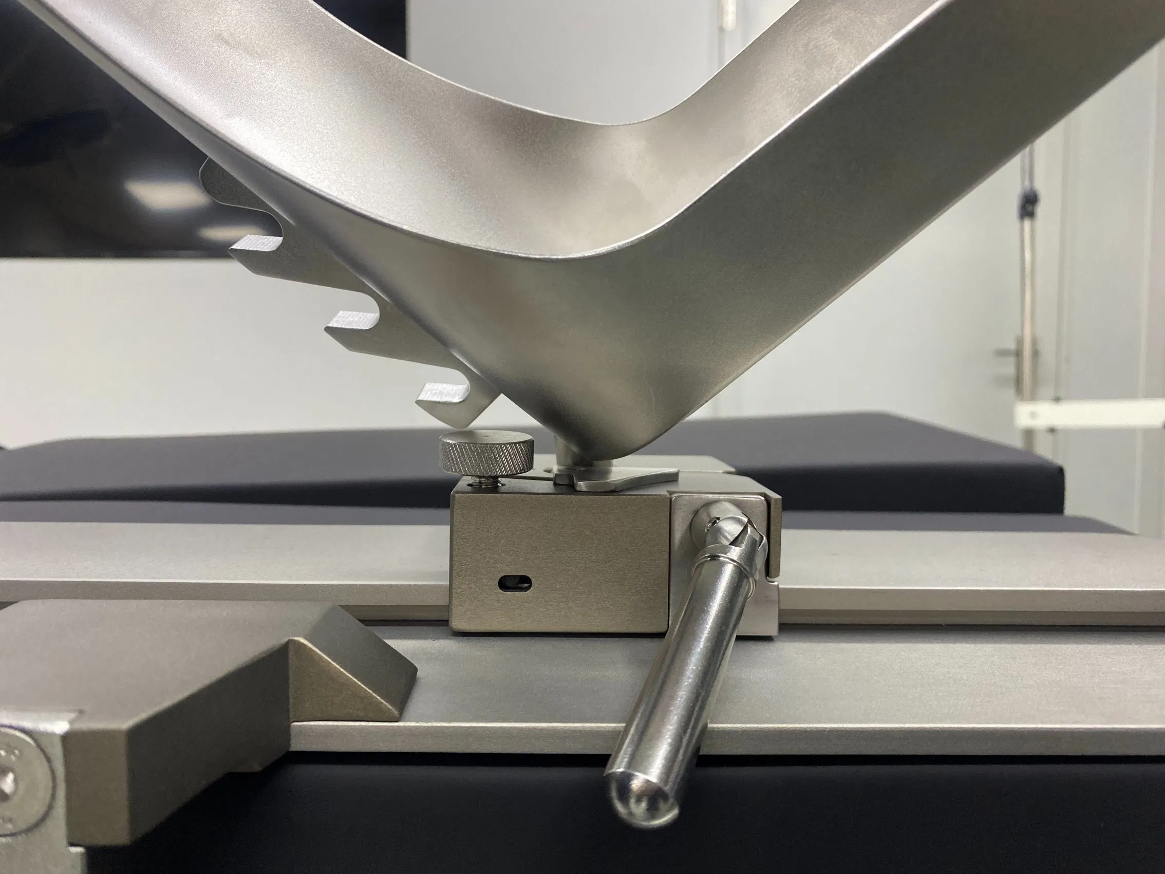 Hospital Medical Hot Sales Arthroscopic Knee Holders for Total Knee Replacement