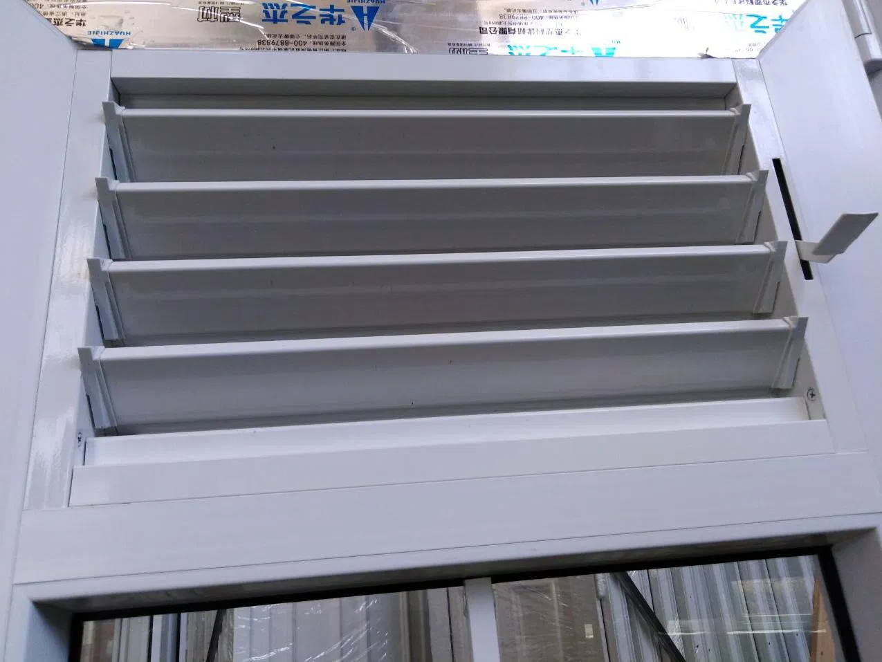 High Quality Hurricane Impact Water Proof UPVC Vinyl Casement Glass Door with Adjustable Vertilation Louver