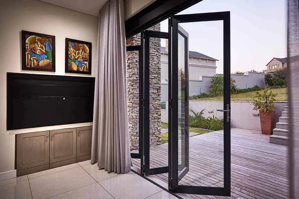 Bifold Door Detail