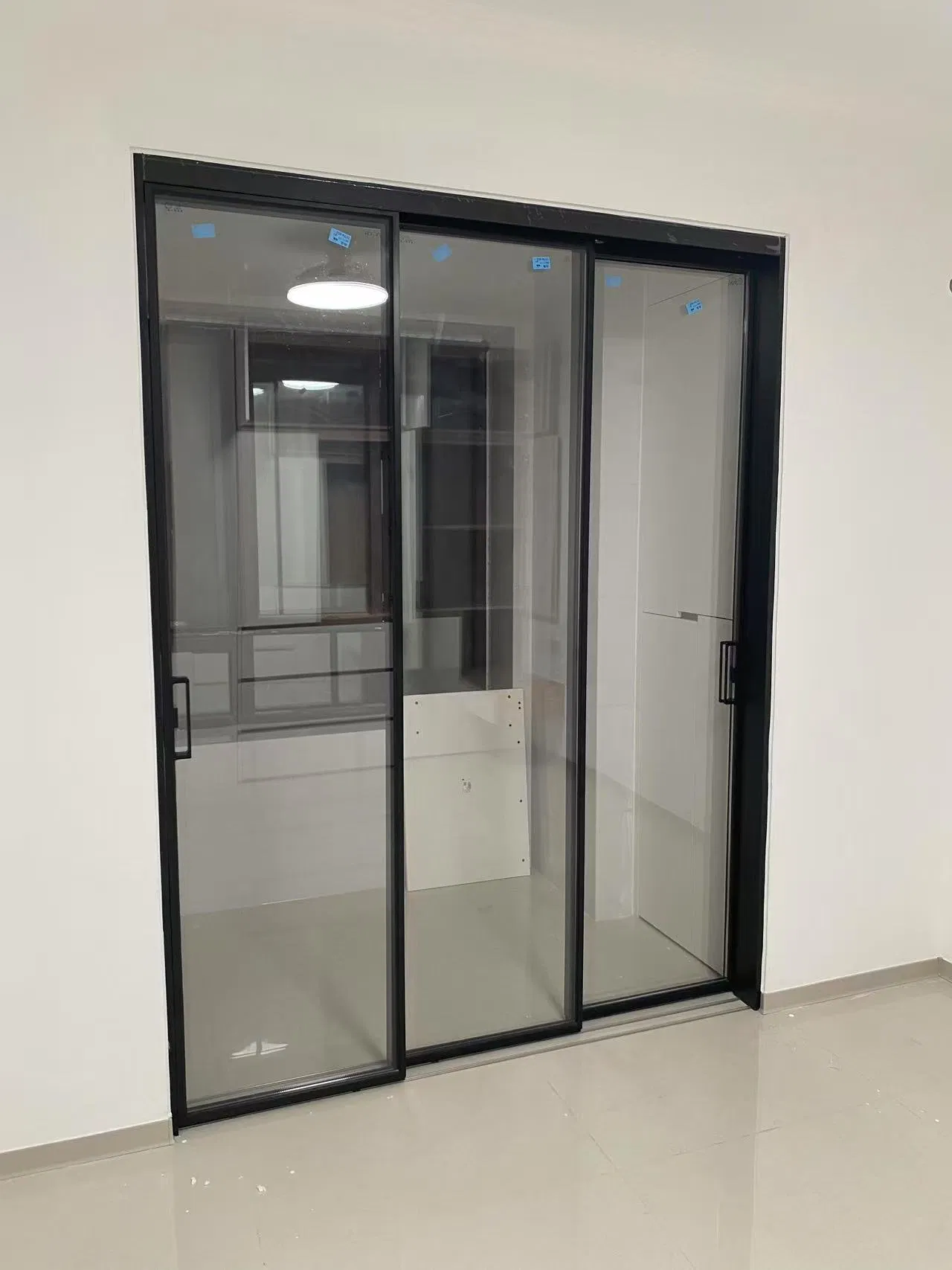 Modern Design Aluminum Alloy Three Tracks Narrow Slim Frame Patio Low E Tempered Glass Double Glazed Sliding Door