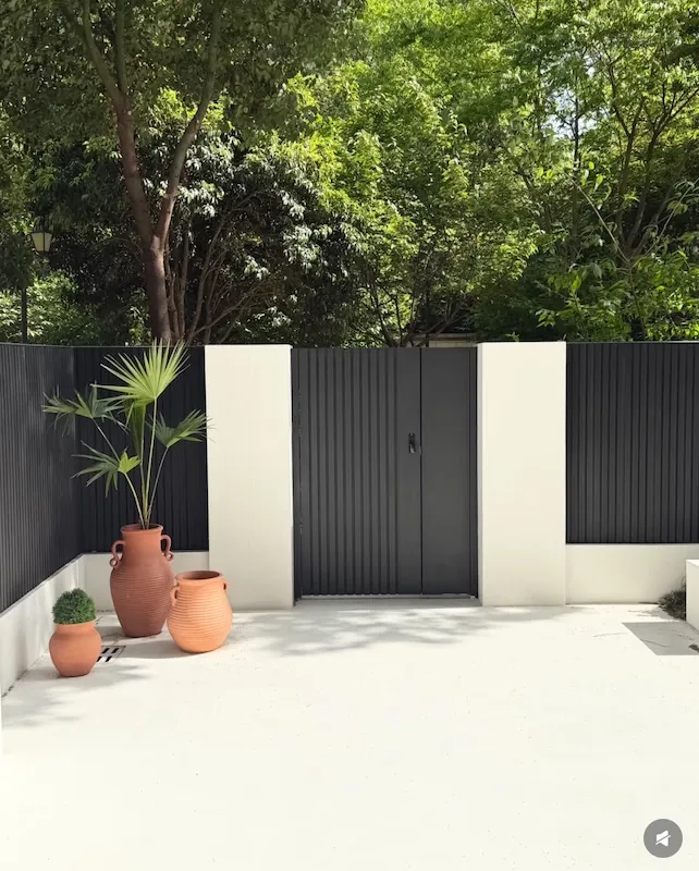 Aluminum Art Gate Design 3