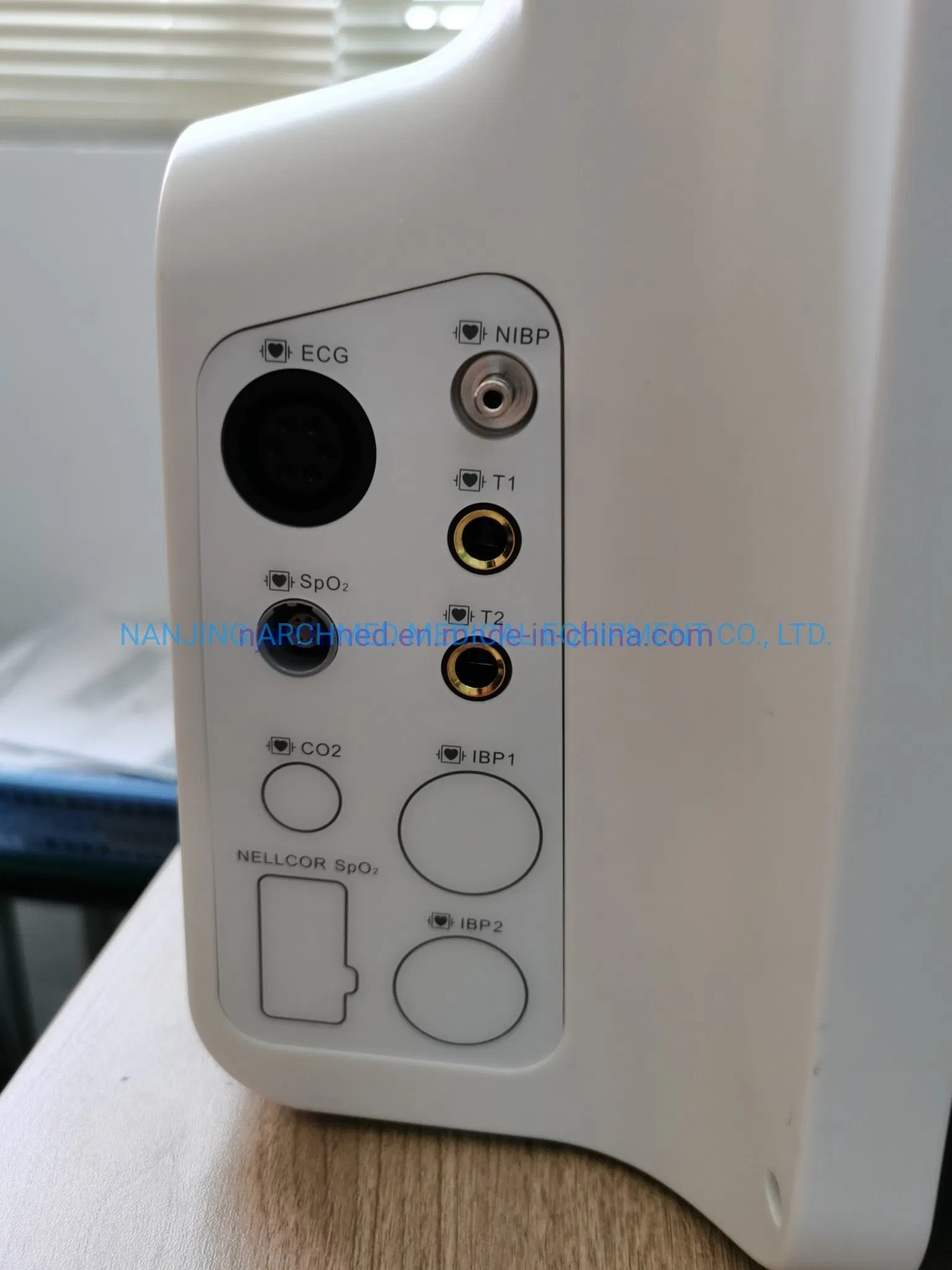Equipo Hospitalario Monitor Portátil de Signos Vitales ECG ICU Multíparametro para Paciente Portátil con 12.1&prime; &prime; Pantalla TFT a Color para Adulto Pediátrico Neonatal