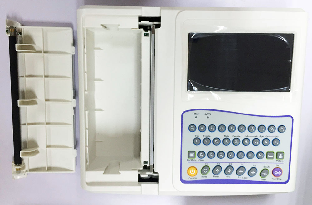 Precio de fábrica Máquina portátil digital de ECG/EKG con batería 12