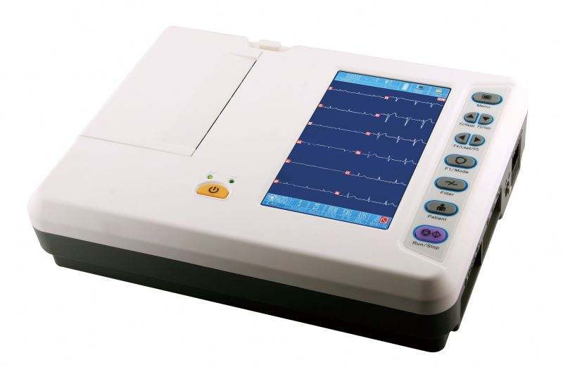 Máquina portátil de ECG aprobada por la CE 6 Canales 12 Precio de máquinas EKG