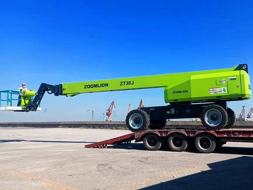 Zoomlion Brand New Aerial Working Platform Zt38j with 38m Lifting Height for Sale