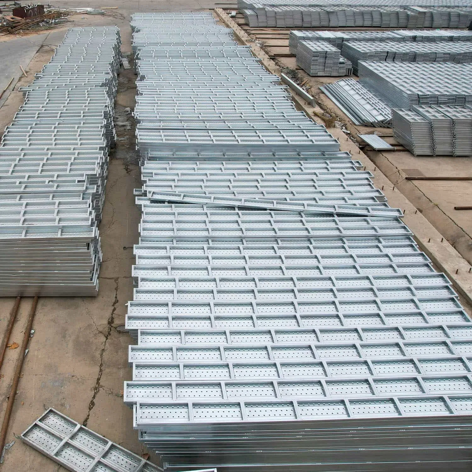 3m New Ladder Steel Aluminum Price Walking Staging Scaffolding Galvanized Platform