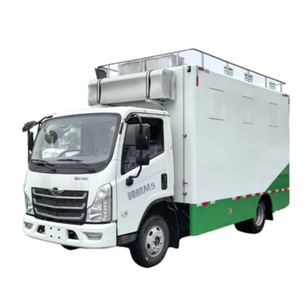 Highly Adaptable Quick Relocation 4×2 Mobile Catering Van for Markets