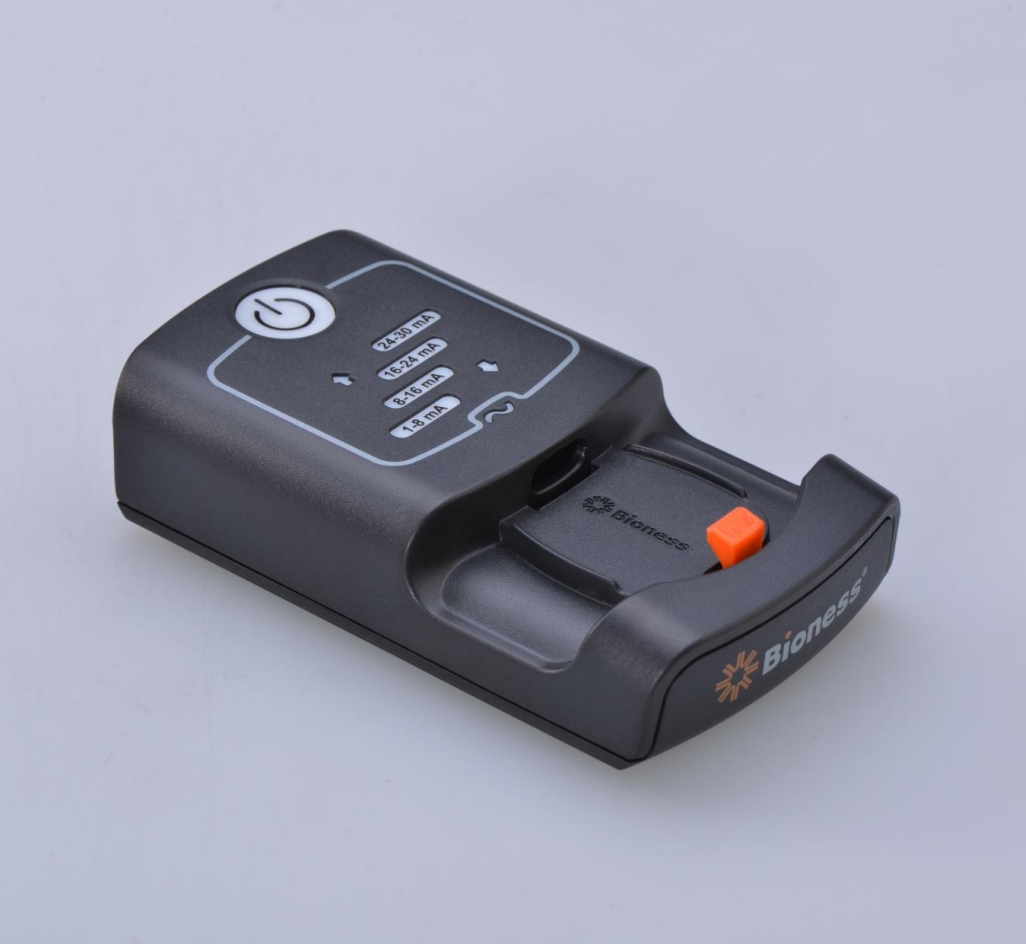 Custom Injection Molding Insert Molding for Electronics Devices Phone Charger Machining Plastic Molds Manufacturing