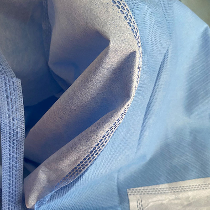 PPE PP Chemotherapy 30 40 Grams Medical Gown Operating Southafrica Exam Waterproof Disposable Isolation Gown AAMI Level 3 4