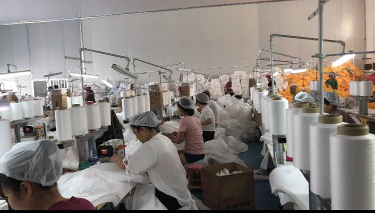 &nbsp;Disposable Microporous Protective Chemical Waterproof Hooded Suits