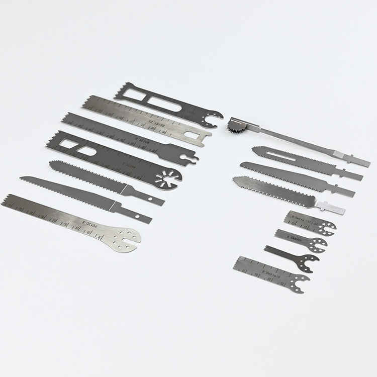 Surgical Bone Cutting Blade