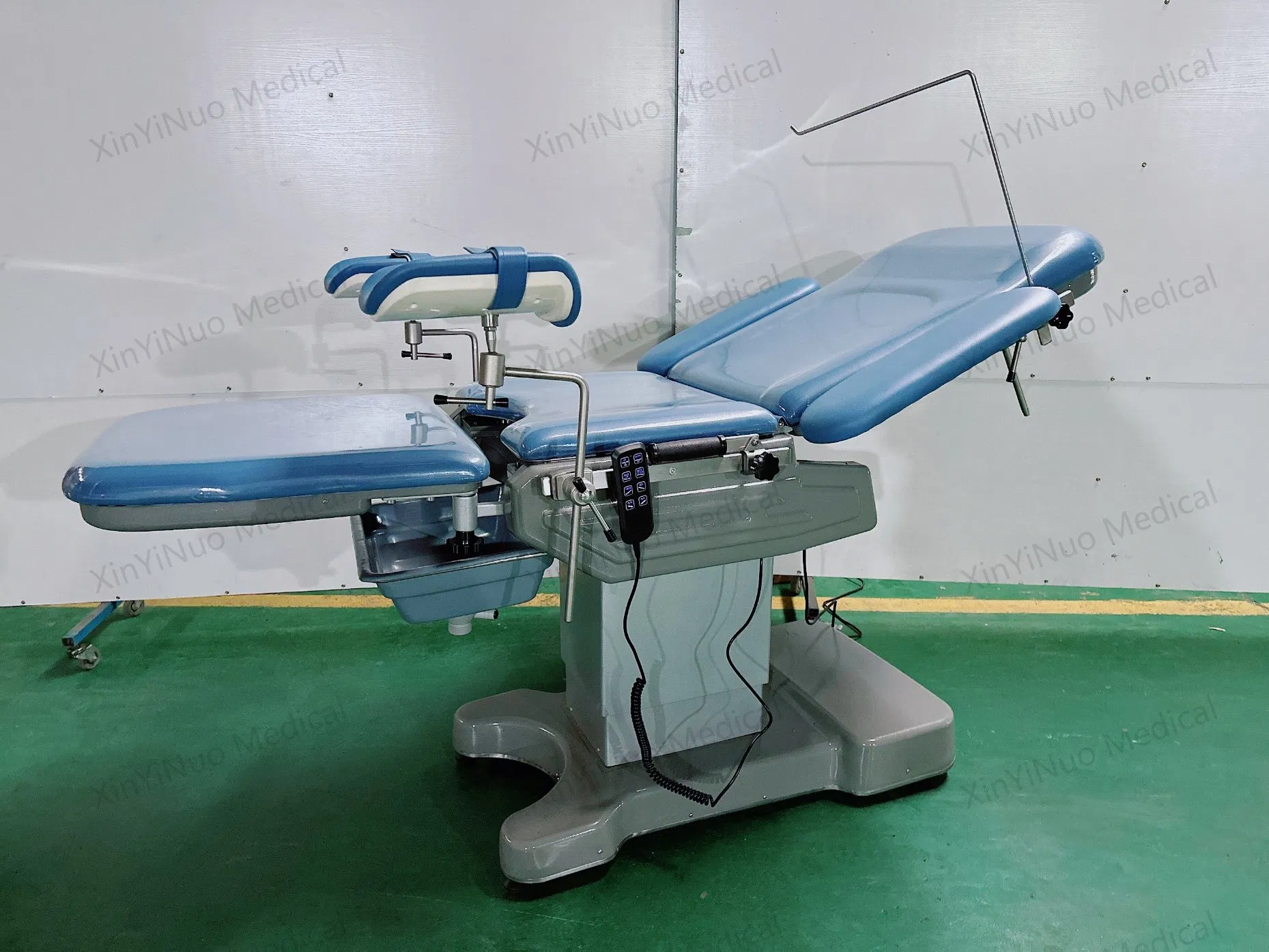 Electrical Obstetric Gynecological Table Delivery Examination Birthing Bed