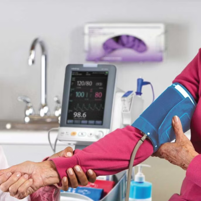 Mindray Vs8 High Quality 12.1inch Touch Screen Multi-Parameter Patient Monitor Vital Signs