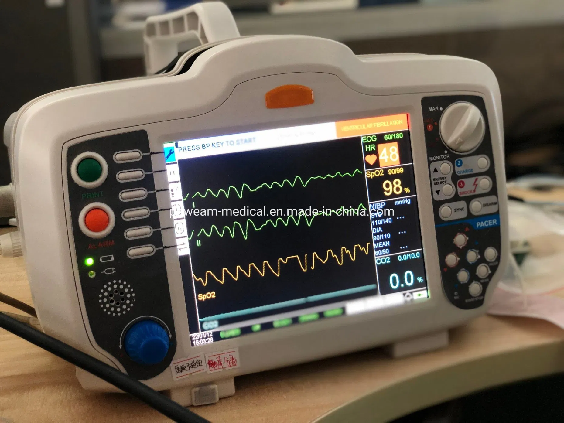 Medical Instruments Automated External Defibrillator Factory Biphasic Portable Defibrillator
