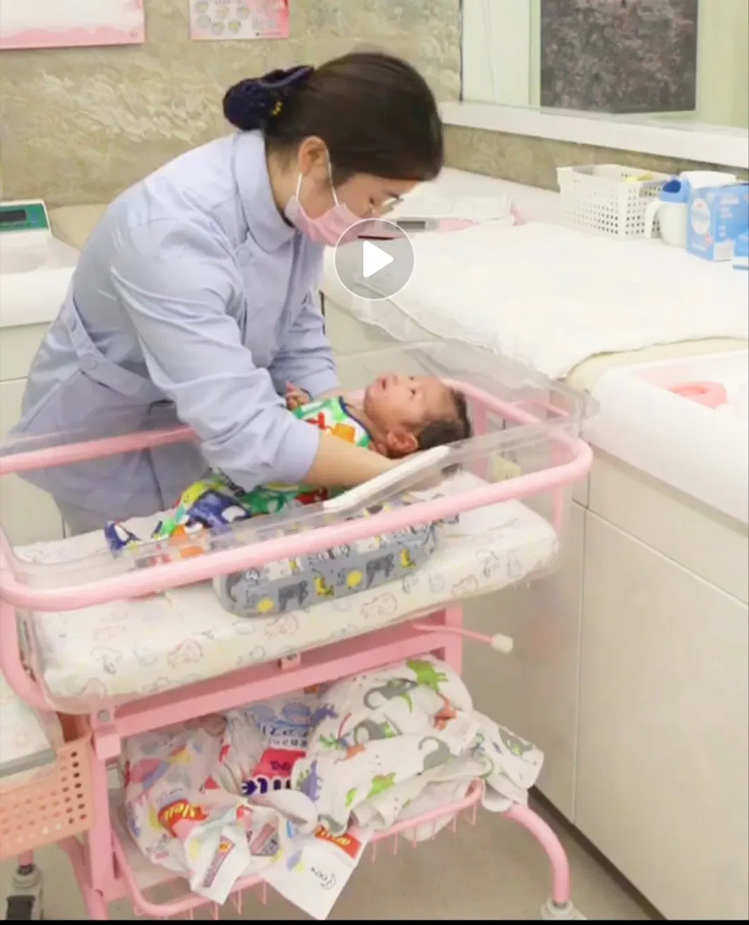 Hospital Baby Bed Detail