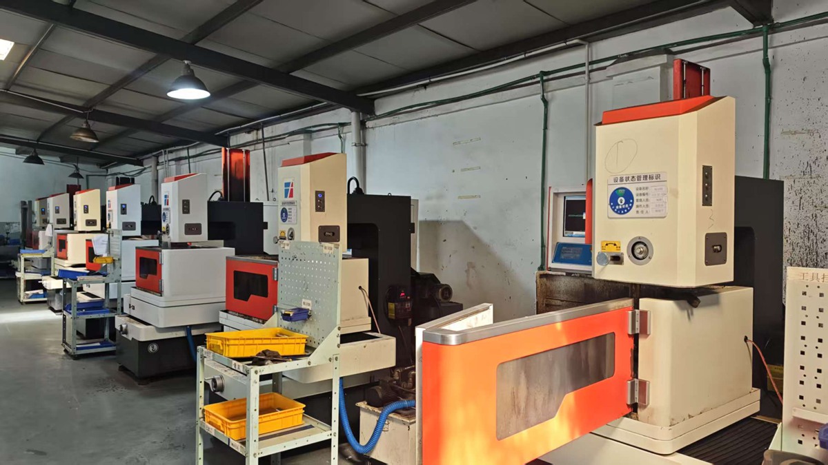 DTRX Medical orthopedic implants production facility showcasing precision manufacturing