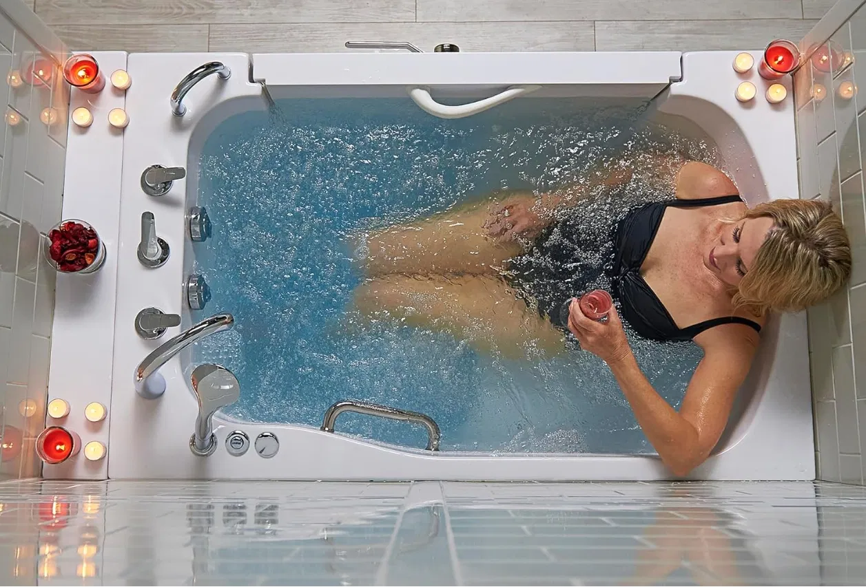 Walk-in Tub Detail 6