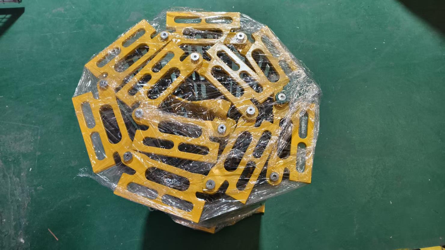 Aura Medical factory - Rolling Up process step 7