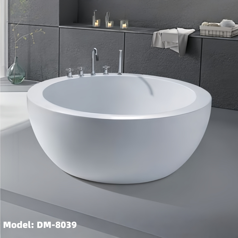 Contemporary Walk-in Bathtub for Safe and Easy Access