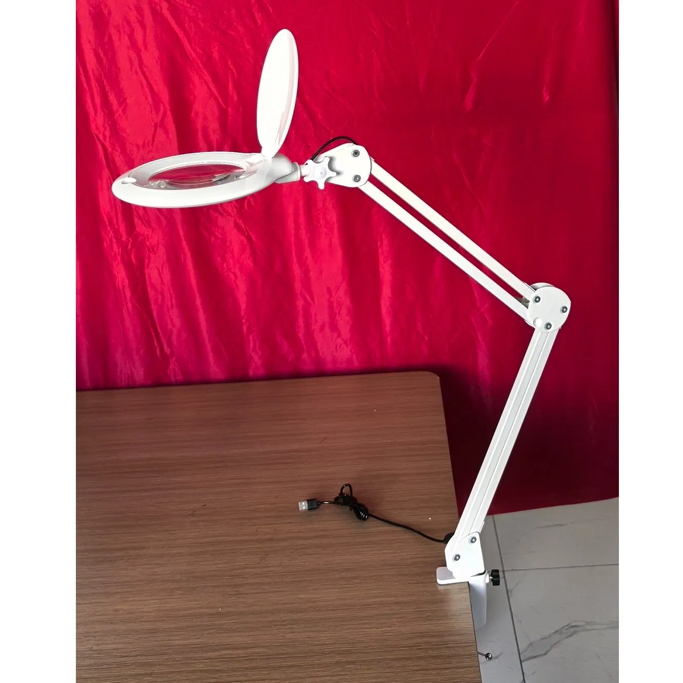 New Remote Control USB LED Magnifying Lamp with White-Yellow-Mixed Light