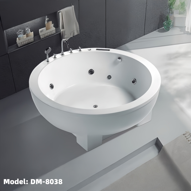 Contemporary Walk-in Bathtub for Safe and Easy Access