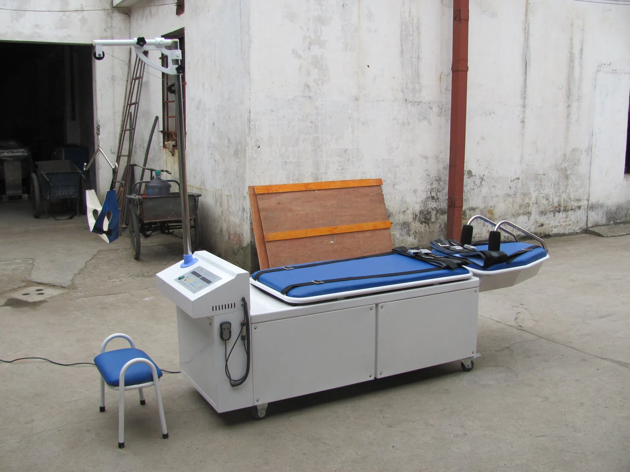 Ltso02 Medical Digital Display Lumbar Traction Bed Hospital Phhysical Electric Therapy Orthopedic Bed