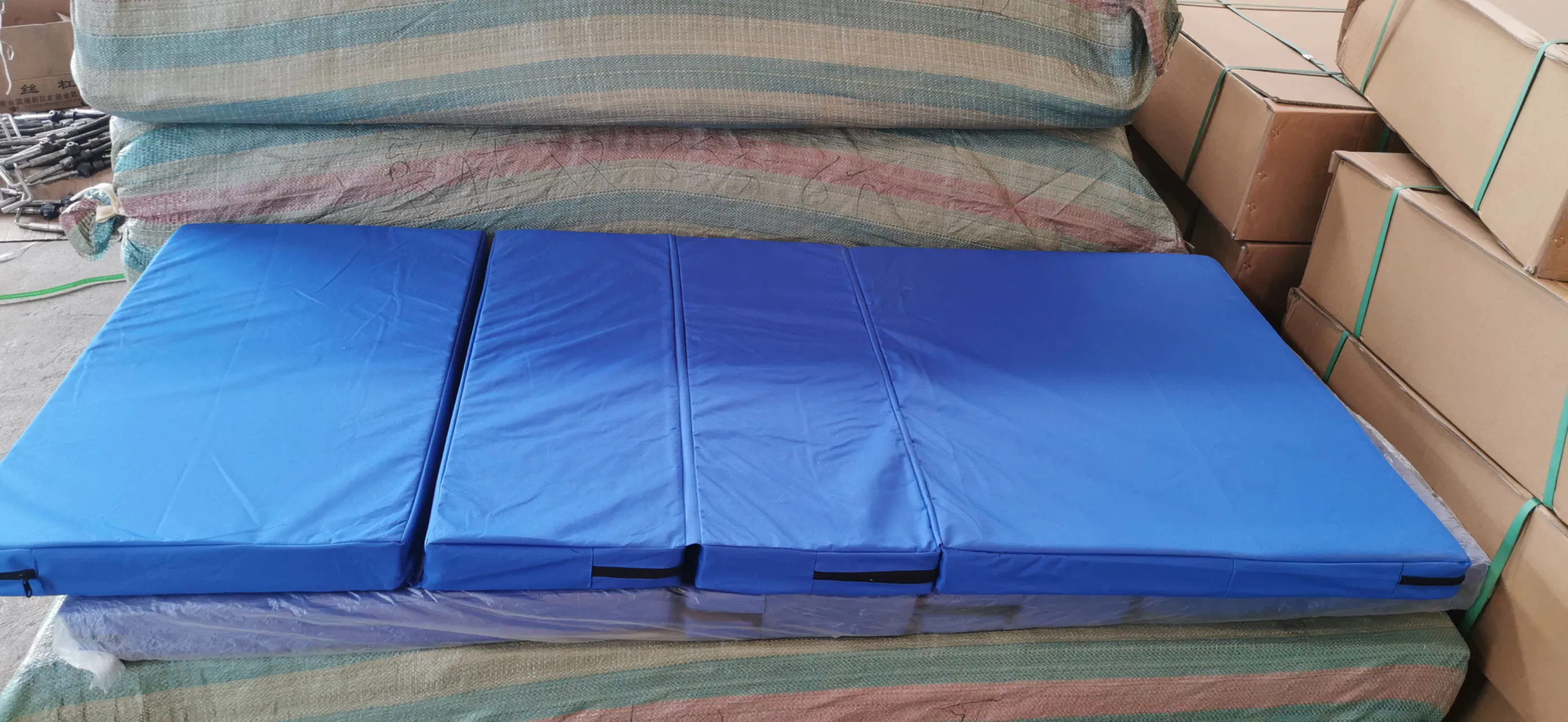 Manual ICU Sickbed Multi-Functional Adjustable Medical Bed Elderly Patient Home Care 2 Function Nursing Bed Electric Hospital Bed