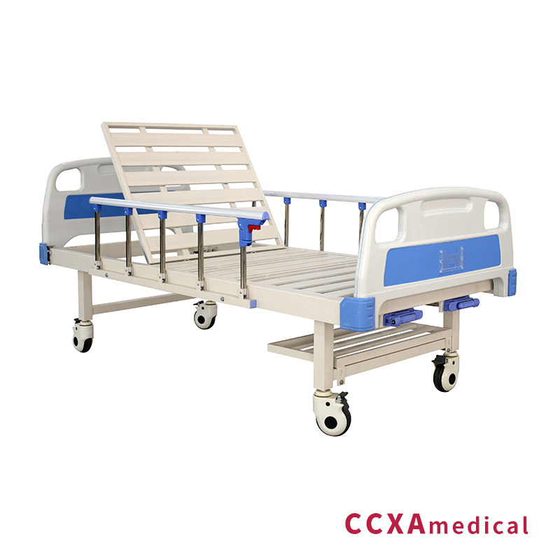 Two Crank Manual Hospital Bed for Hospital Furniture Made by China Direct Factory