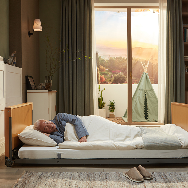 Smart Electric Adjustable Multifunctional Hospital Bed for Comfort