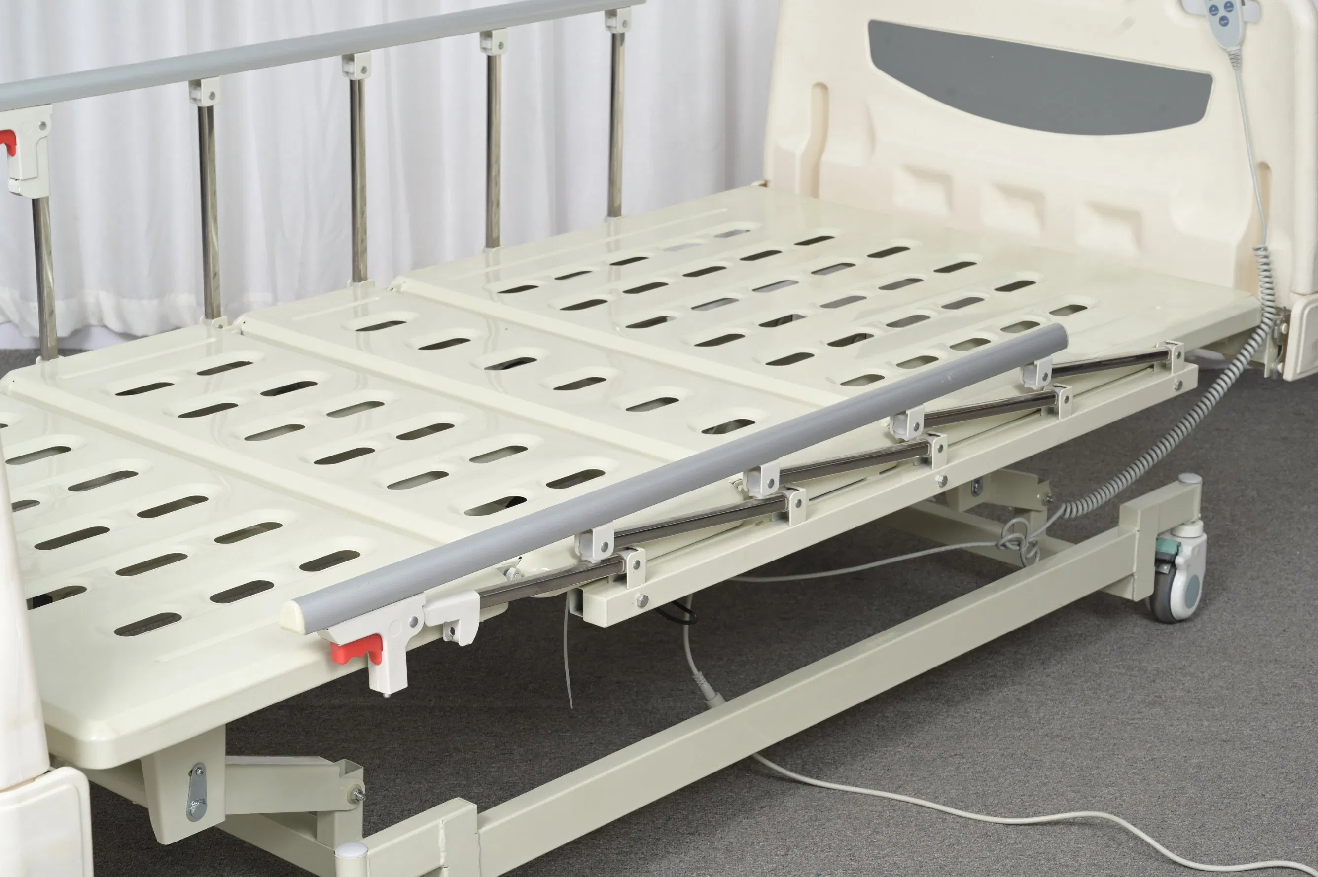 [Ki-E03G] Kaiimed Super Low Electric 3 Function Hospital Adjustable Medical Bed with Silent Wheel for Elder User