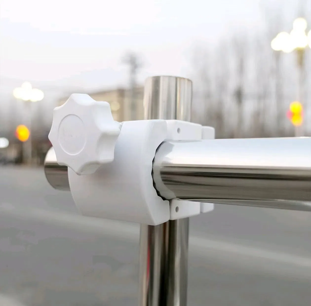 Composite Headboard Three Cranks Orthopedic Traction Bed for Patient