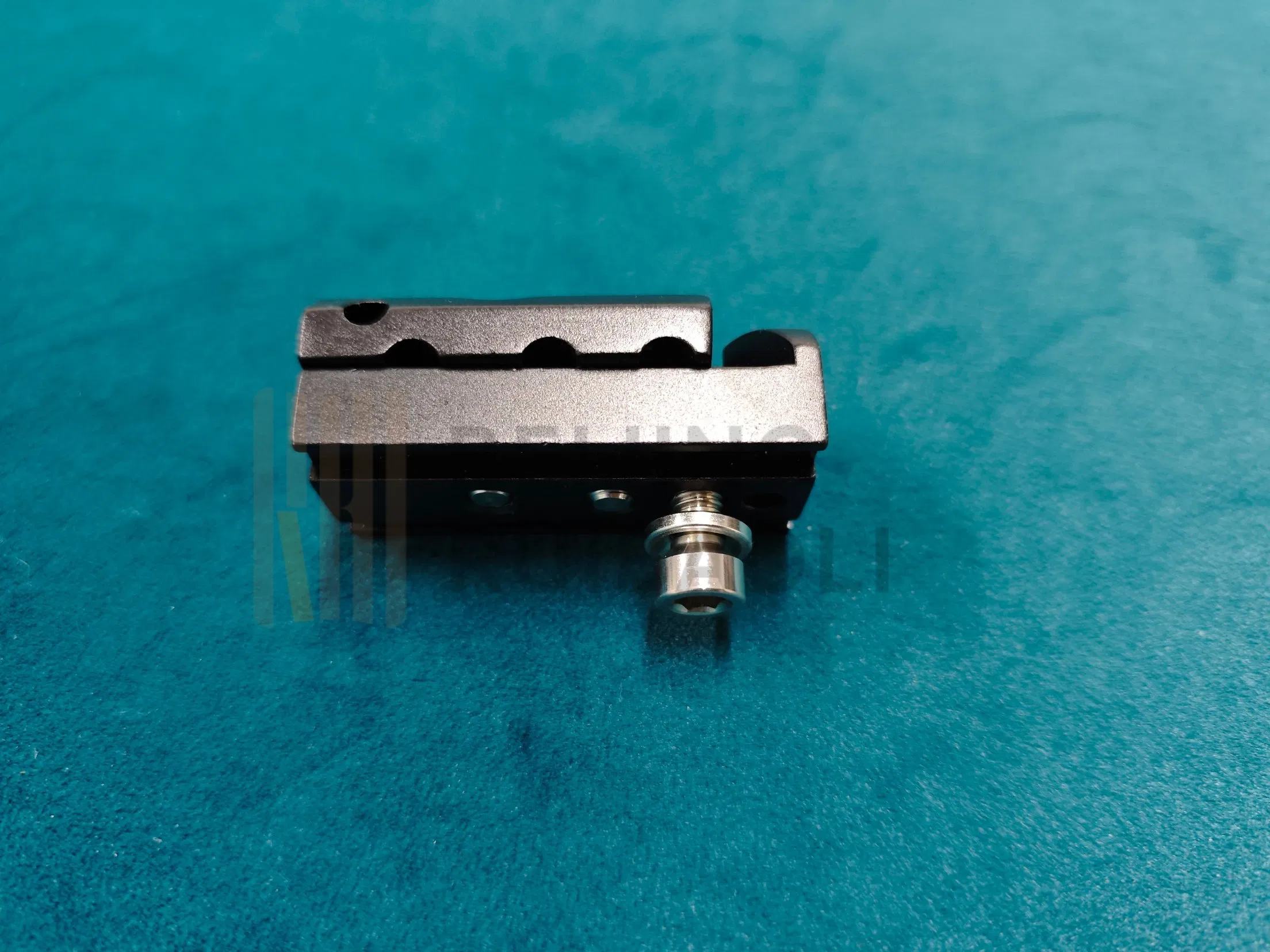 Unilateral External Fixator-Pin Clip Block