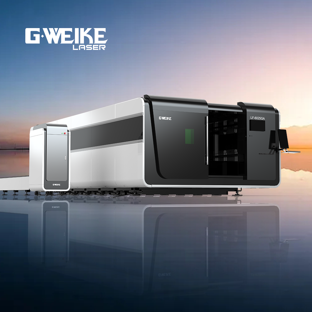 Automatic AI 1000W-8000W Metal CNC Fiber Laser Cutter With Cypcut Control System