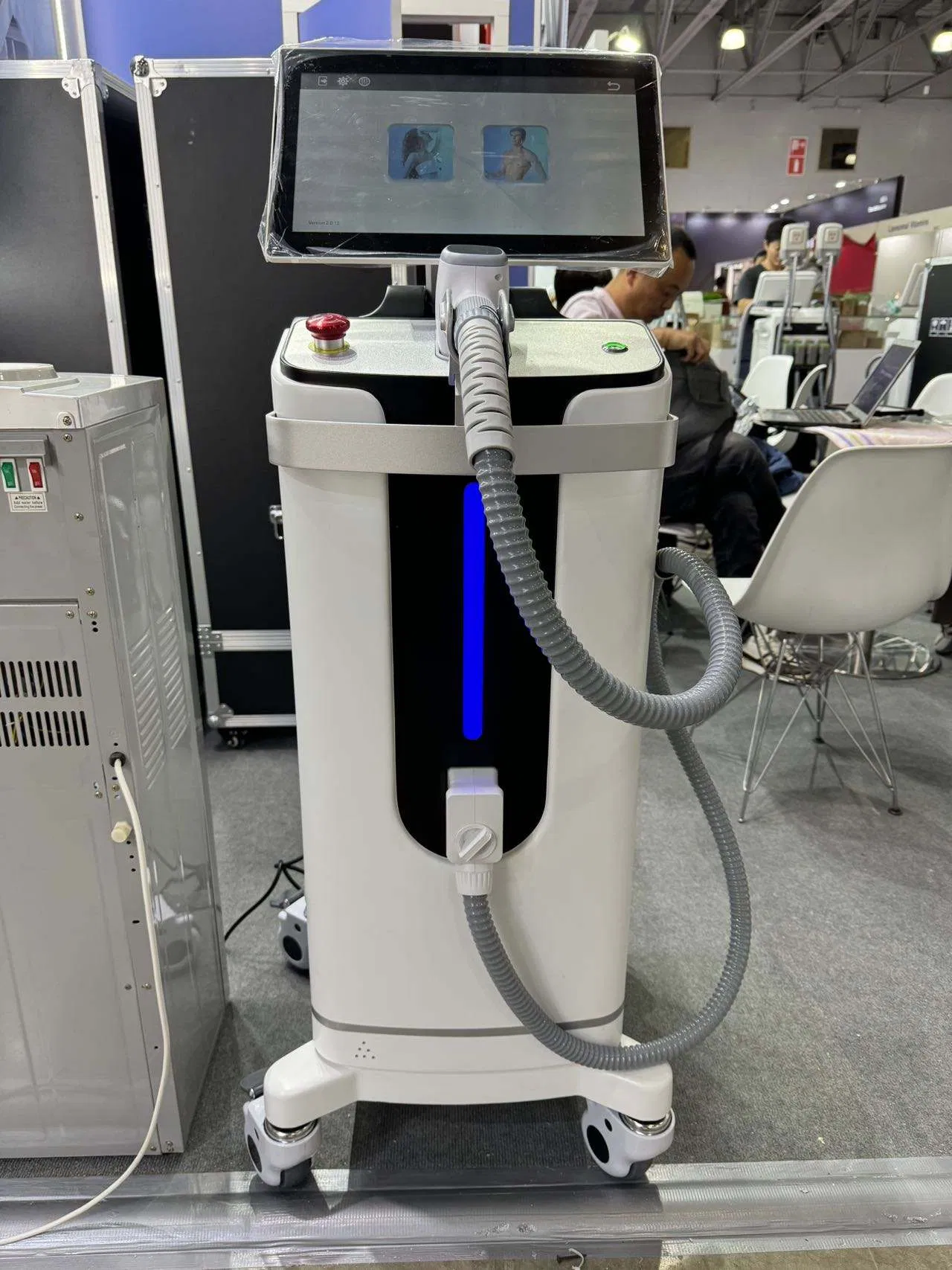 Advanced 1600W Diode Laser Hair Removal System with Replaceable Tips