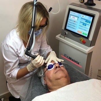 OEM ODM Dermatology Equipment Co2 Fractional Laser Machine Co2 Wart Removal Surgical and Fractional Gynecology 3 in 1