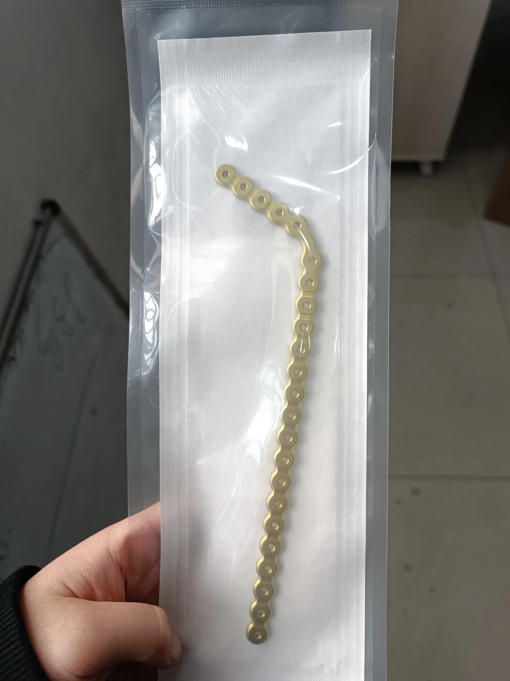 Maxillofacial Straight 6 Holes Locking Mini Plate for Surgical Implants Orthopedic Surgery